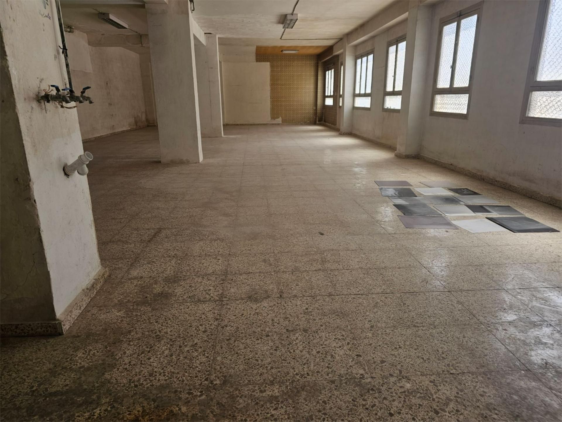 Planta baja en  Calle Presbitero Baltasar Carrasco 31