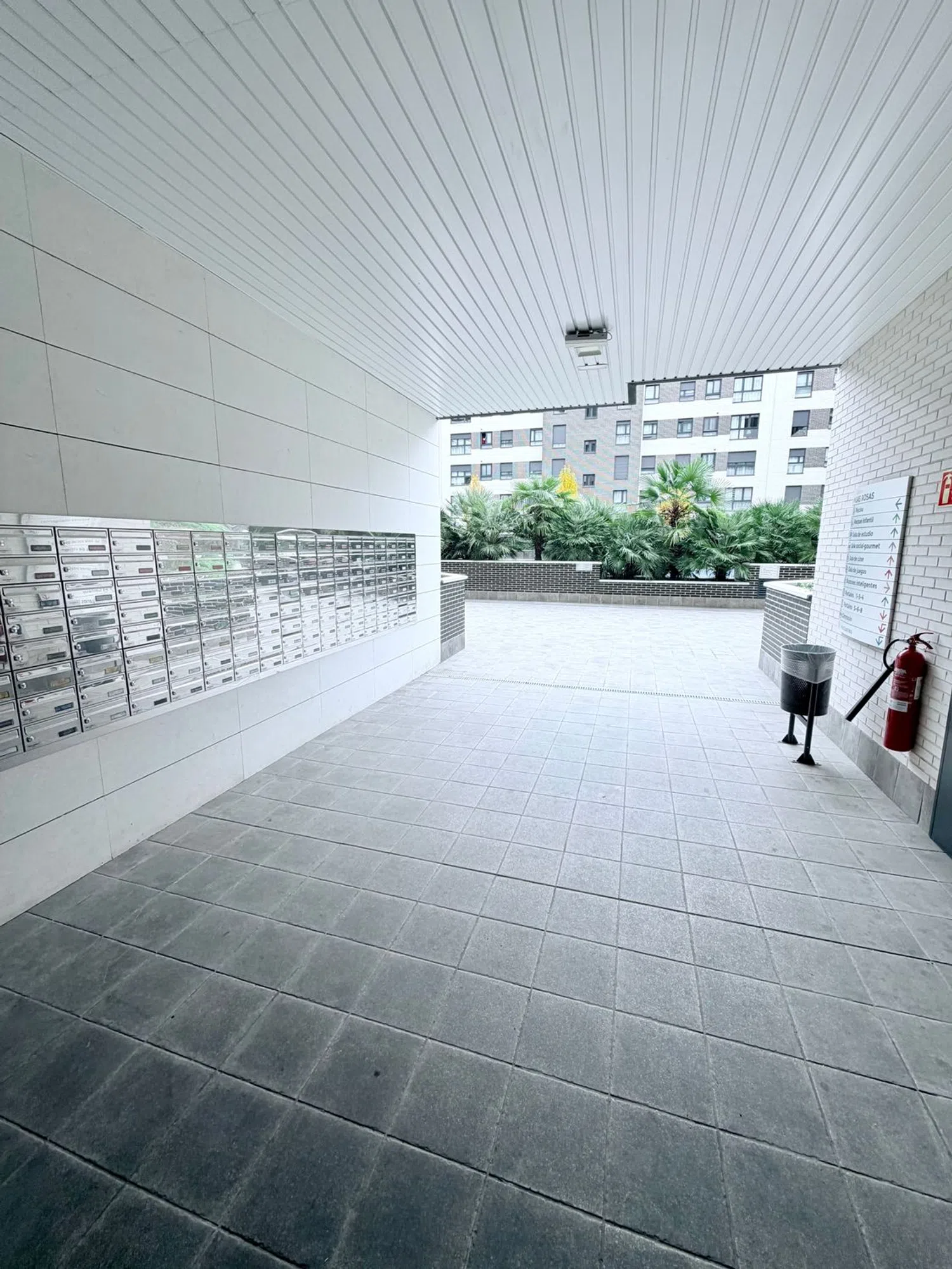 Piso en calle de Aquitania, 4 - Foto 2