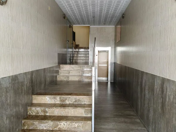 Piso en Calle Hospital - Foto 33