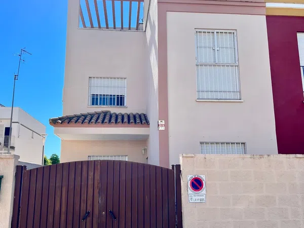 Casa o chalet independiente en Calle Saeta, 48 - Foto 1