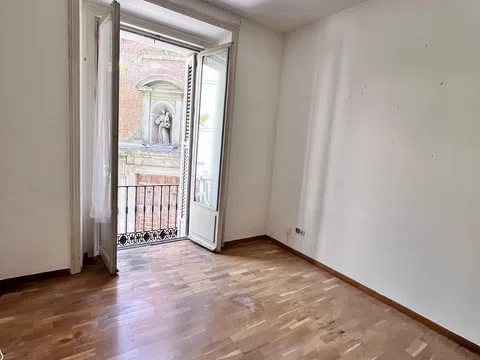 Piso en calle de la Puebla, 15