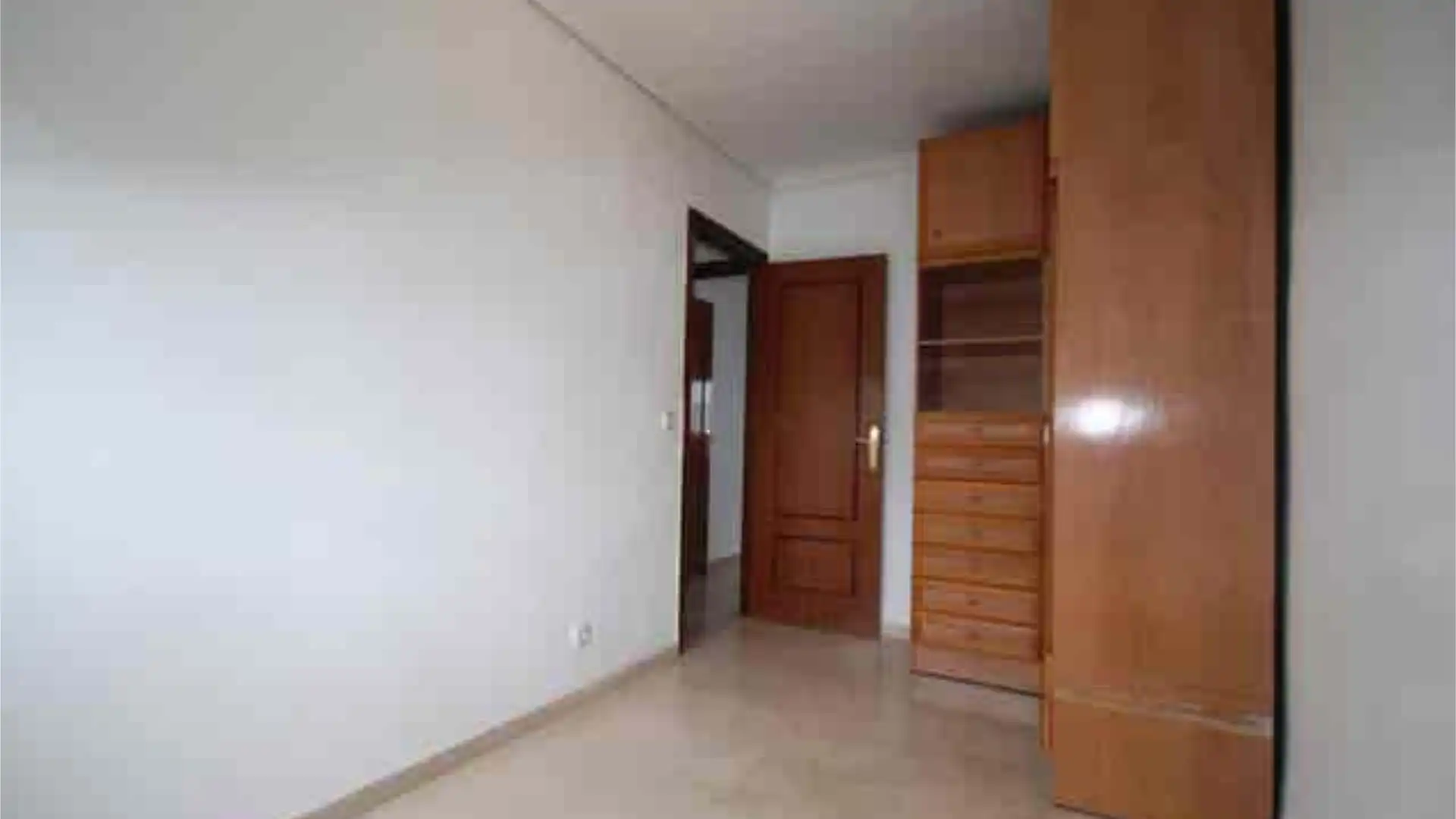 Piso en Su Eminencia - Foto 7