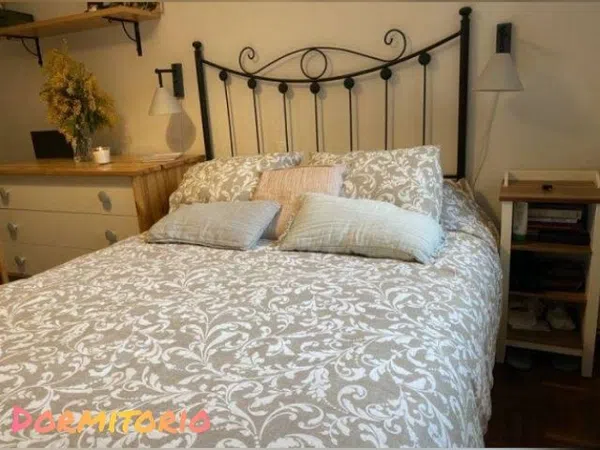 Piso en calle del Valle de Bergantiños, 19