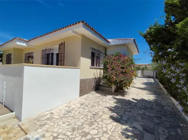 Chalet en  Carrer Forcall 16 - Foto 4