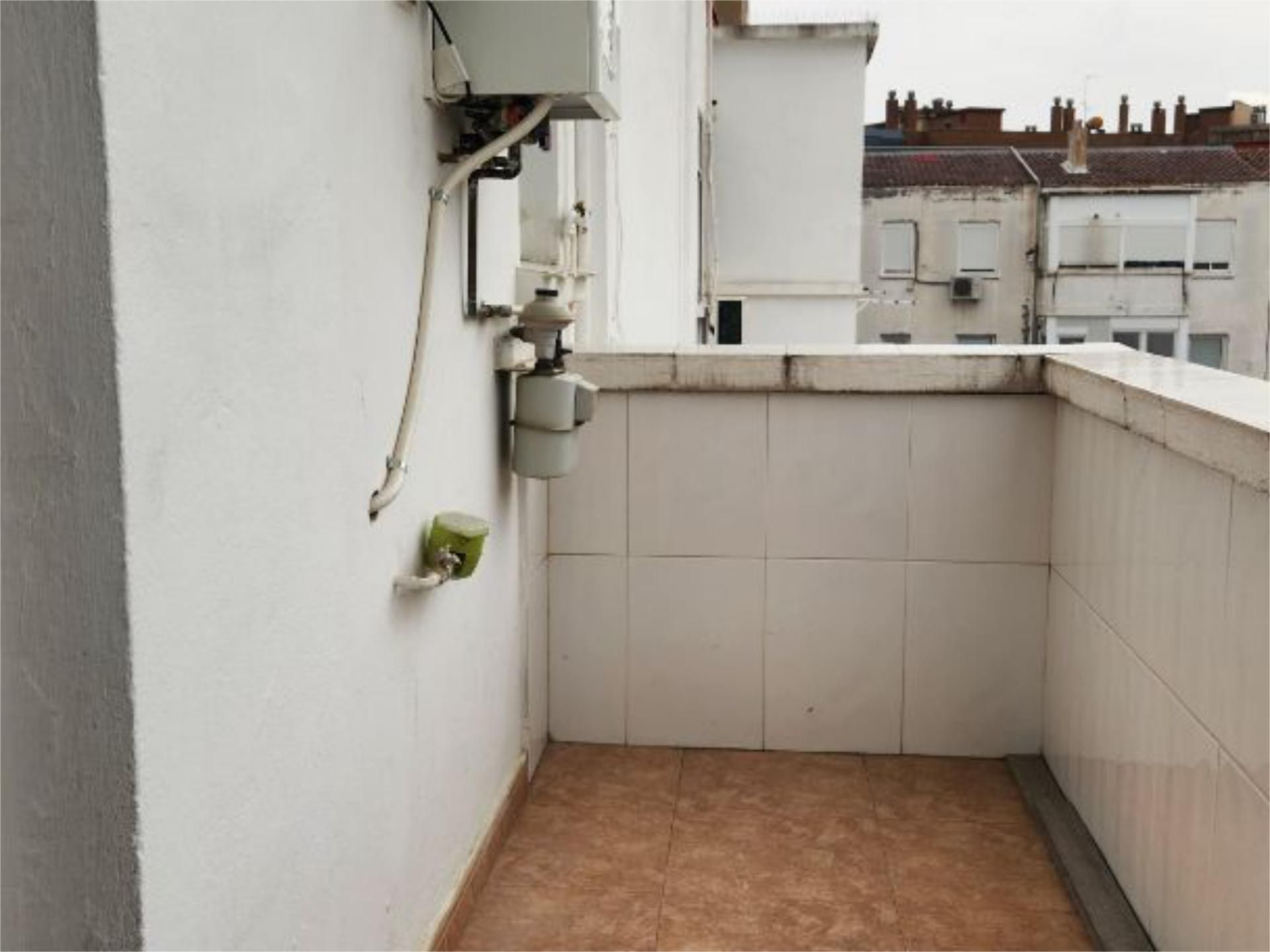 Piso en  Calle de María Lostal 32 - Foto 11