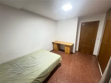 Piso en Patraix - Foto 2