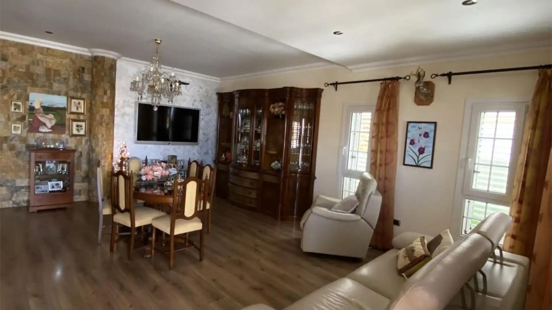 Chalet en  Avenida de la Democracia 39 - Foto 17