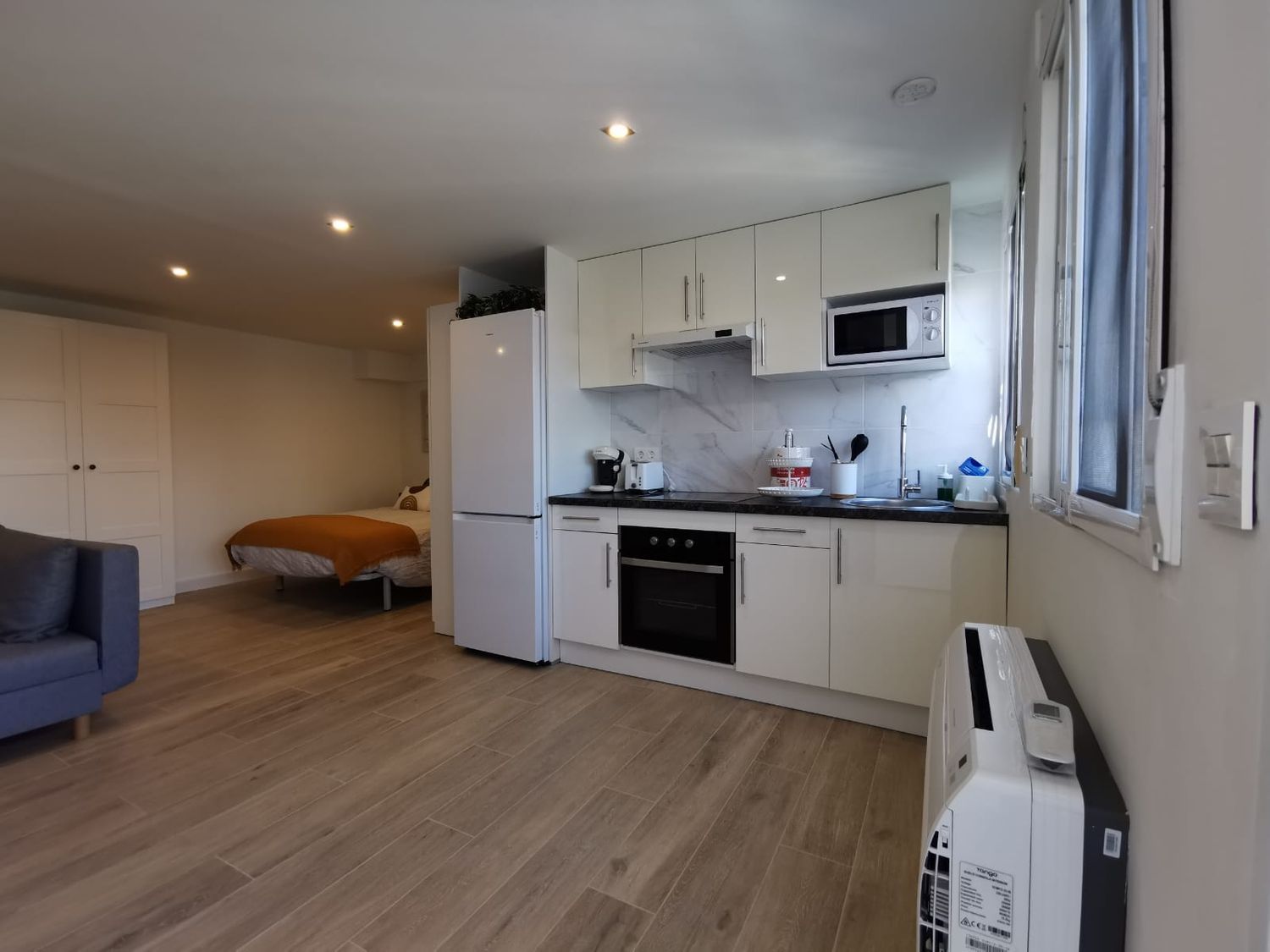 Estudio en paseo de la Sierra, 28 - Foto 2