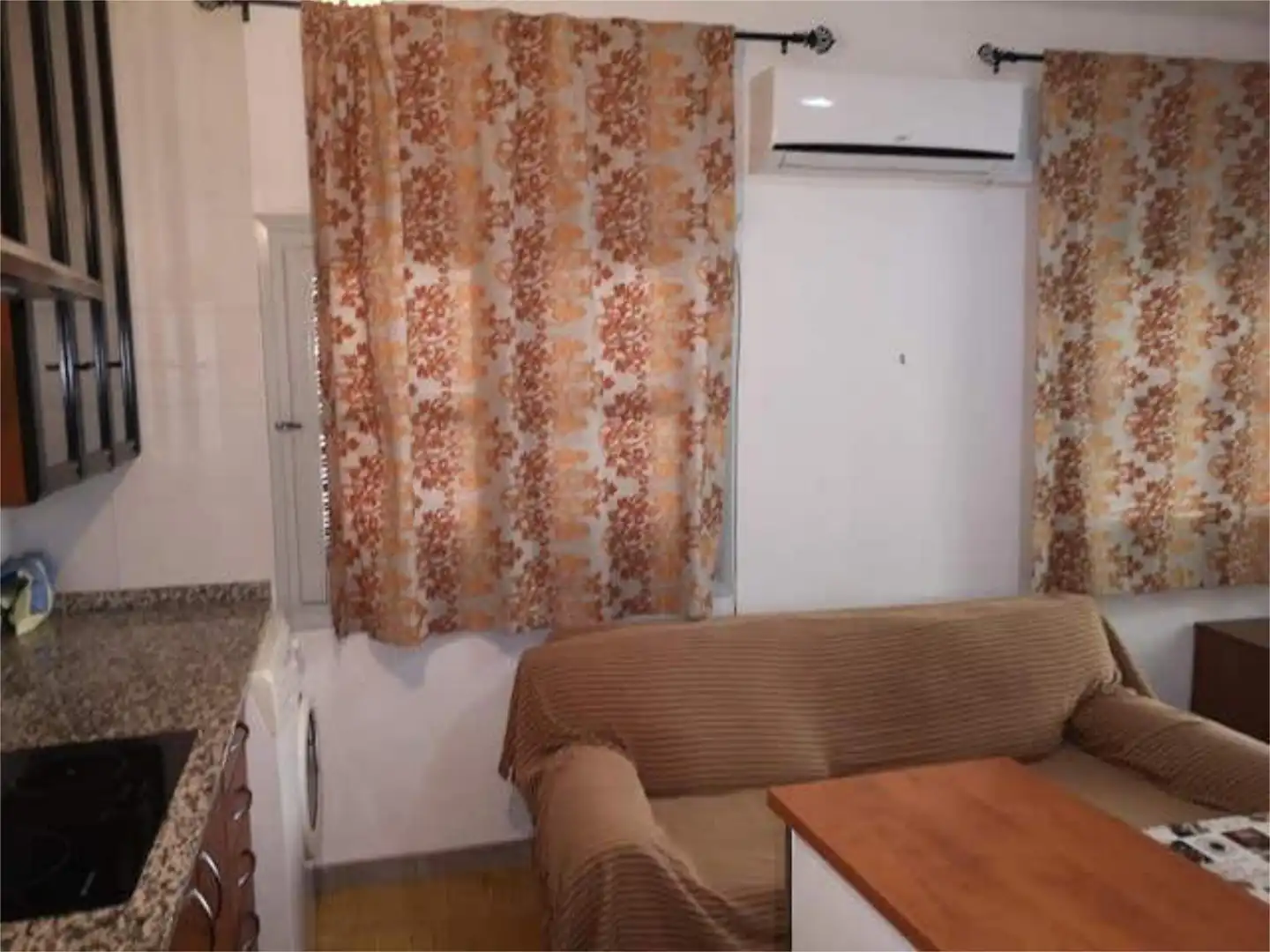 Apartamento en Centro del pueblo - Foto 6