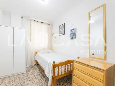 Piso en  Carrer de la Vall de Laguar - Foto 28
