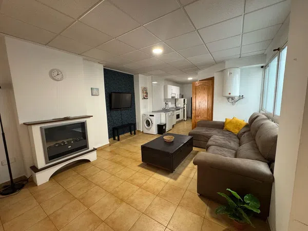 Estudio en calle Portugal, 33