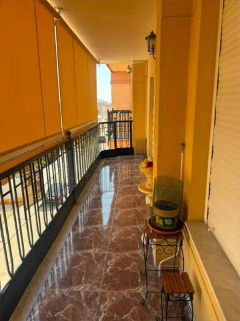 Piso en zona nueva - Foto 3