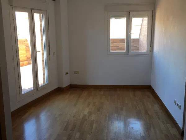 Dúplex en calle de Aniceto Pérez, 10