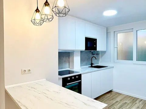 Piso en avenida del Marqués de Corbera, 62