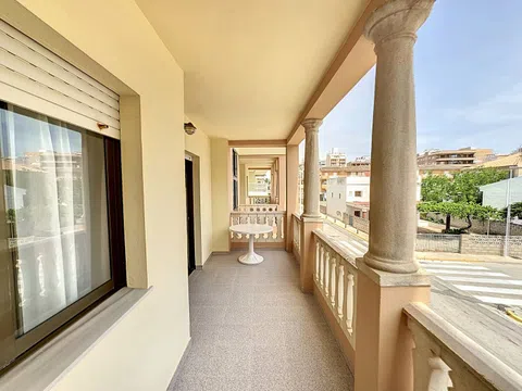 Piso en calle Riu Segura, 22