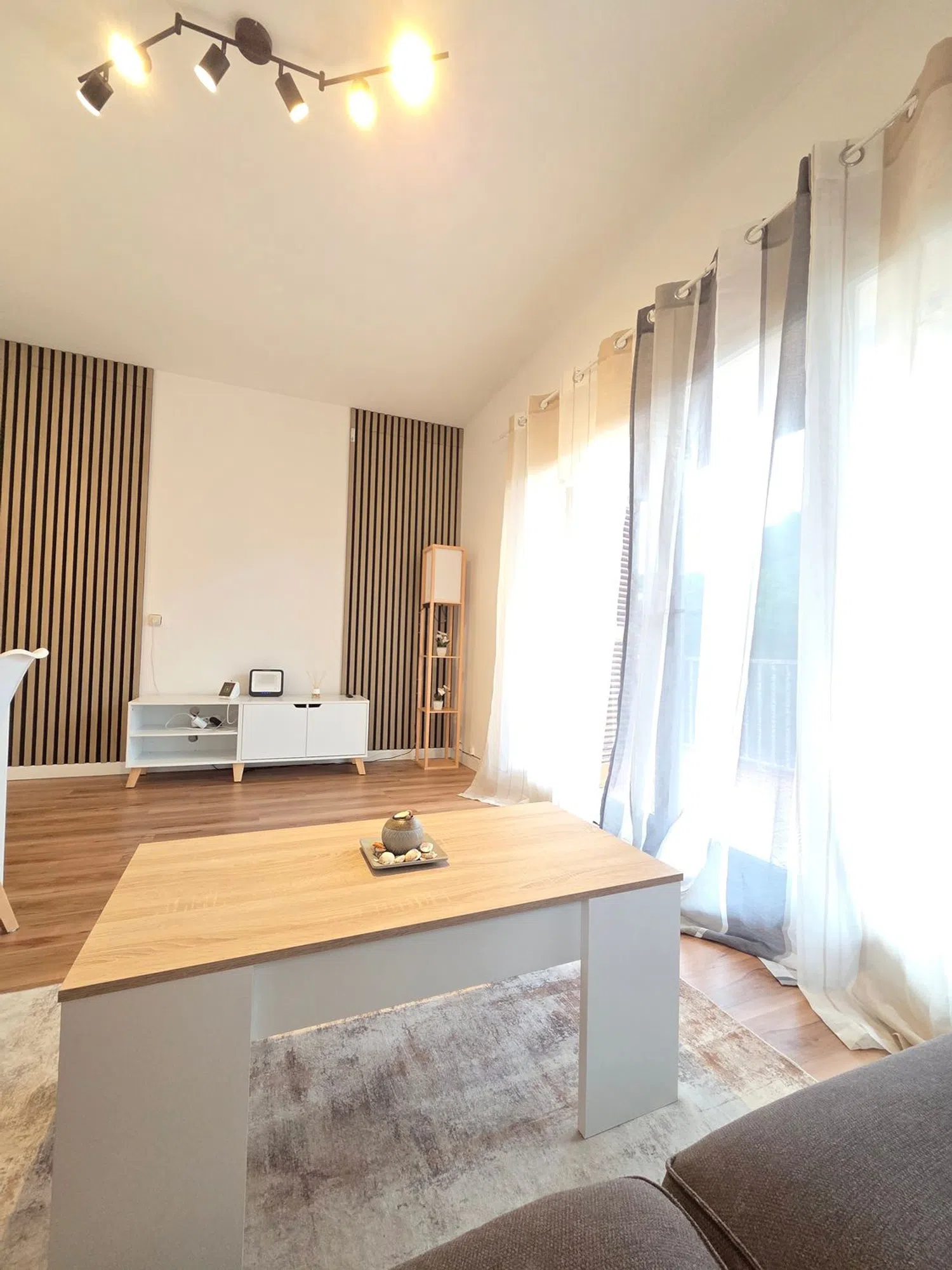 Piso en La Pineda - Foto 5