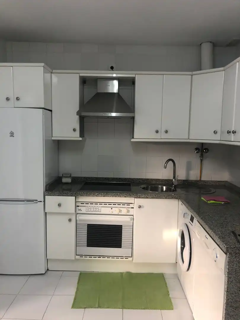 Casa adosada en  Avenida María Auxiliadora 43 - Foto 8