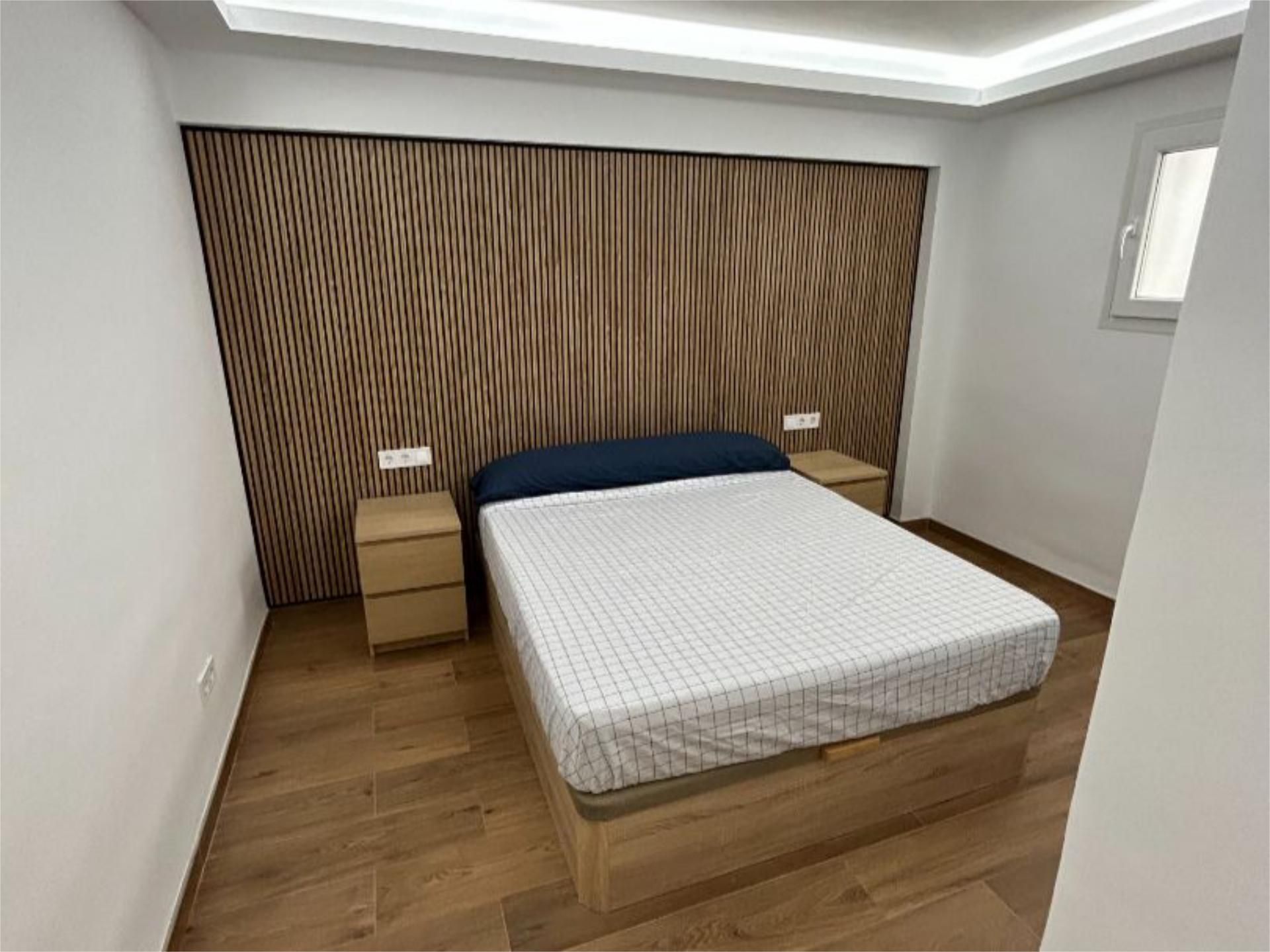 Piso en  Carrer de Saridakis 24 - Foto 8