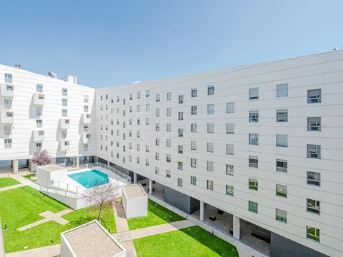 Piso en calle Escudo de Oro