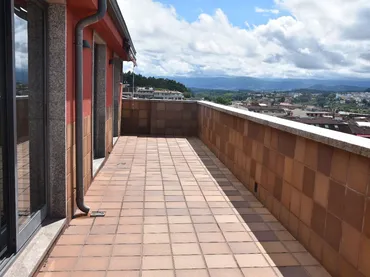 Piso en  Rúa de Galicia 25 - Foto 2