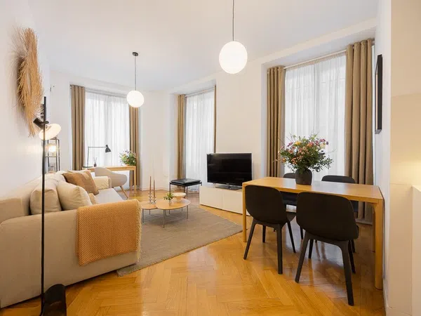 Piso en calle de la Cava Alta, 7