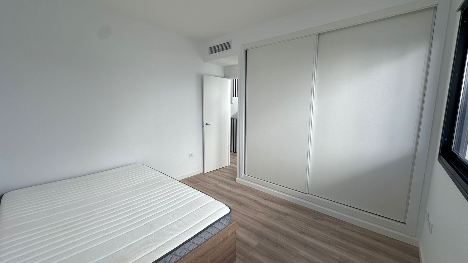 Chalet adosado en calle Isla de Corcega, 1 - Foto 18