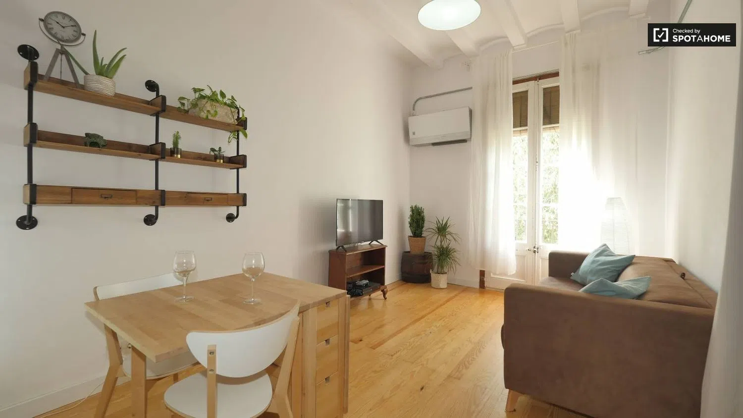 Piso en calle de Villarroel, 98 - Foto 1