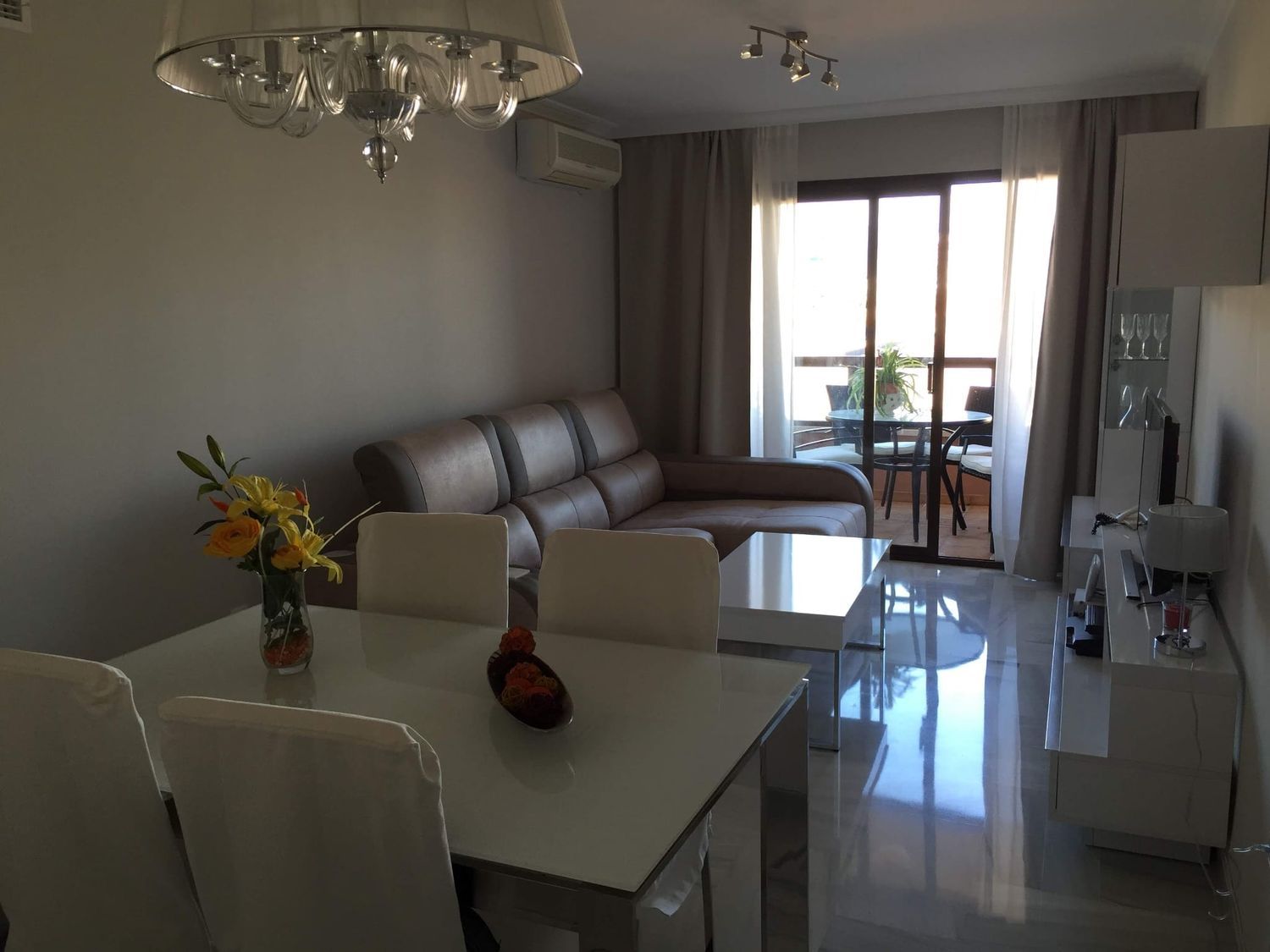 Piso en calle Nuestra Señora de las Candelas, 25 - Foto 1