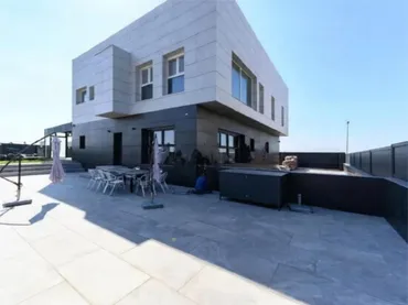 Chalet en  Ronda de Castilla Oeste 125 - Foto 6