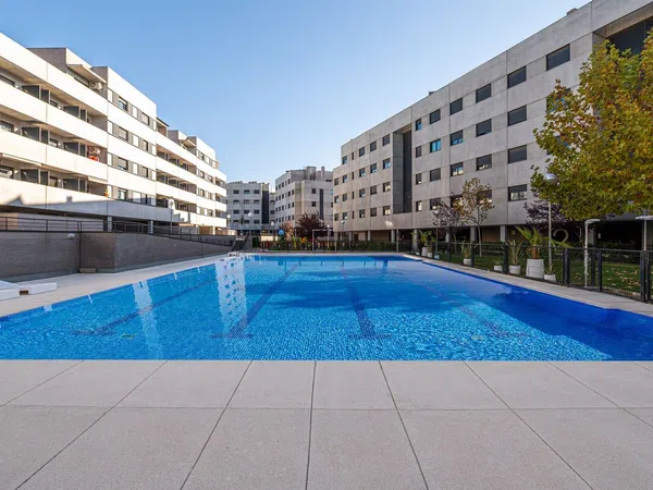 Piso en avenida Joan Miró