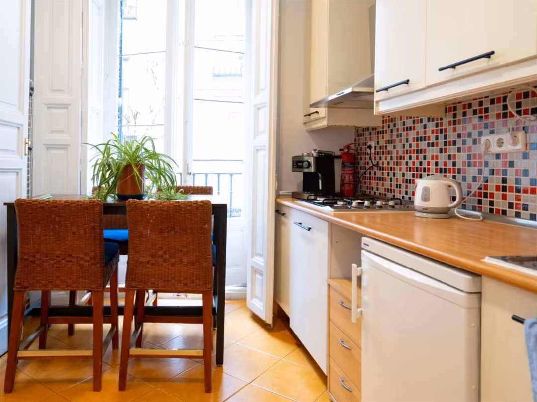 Piso en  Calle de las Huertas 13 - Foto 3