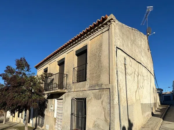 Casa de pueblo en Calle Constitución, 9 - Foto 1
