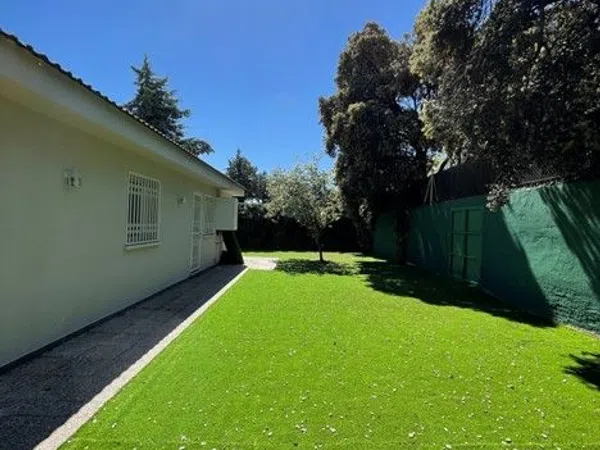 Casa o chalet independiente en Calle Claveles, 28, Monteclaro - Foto 2