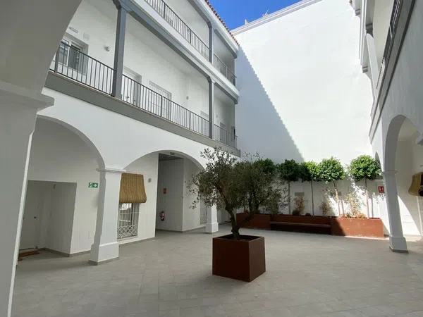 Piso en Calle Virgen de Los Milagros, 35, Centro - Foto 4