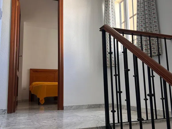 Chalet adosado en Urb. el capricho Barrio Alcolea - Foto 13