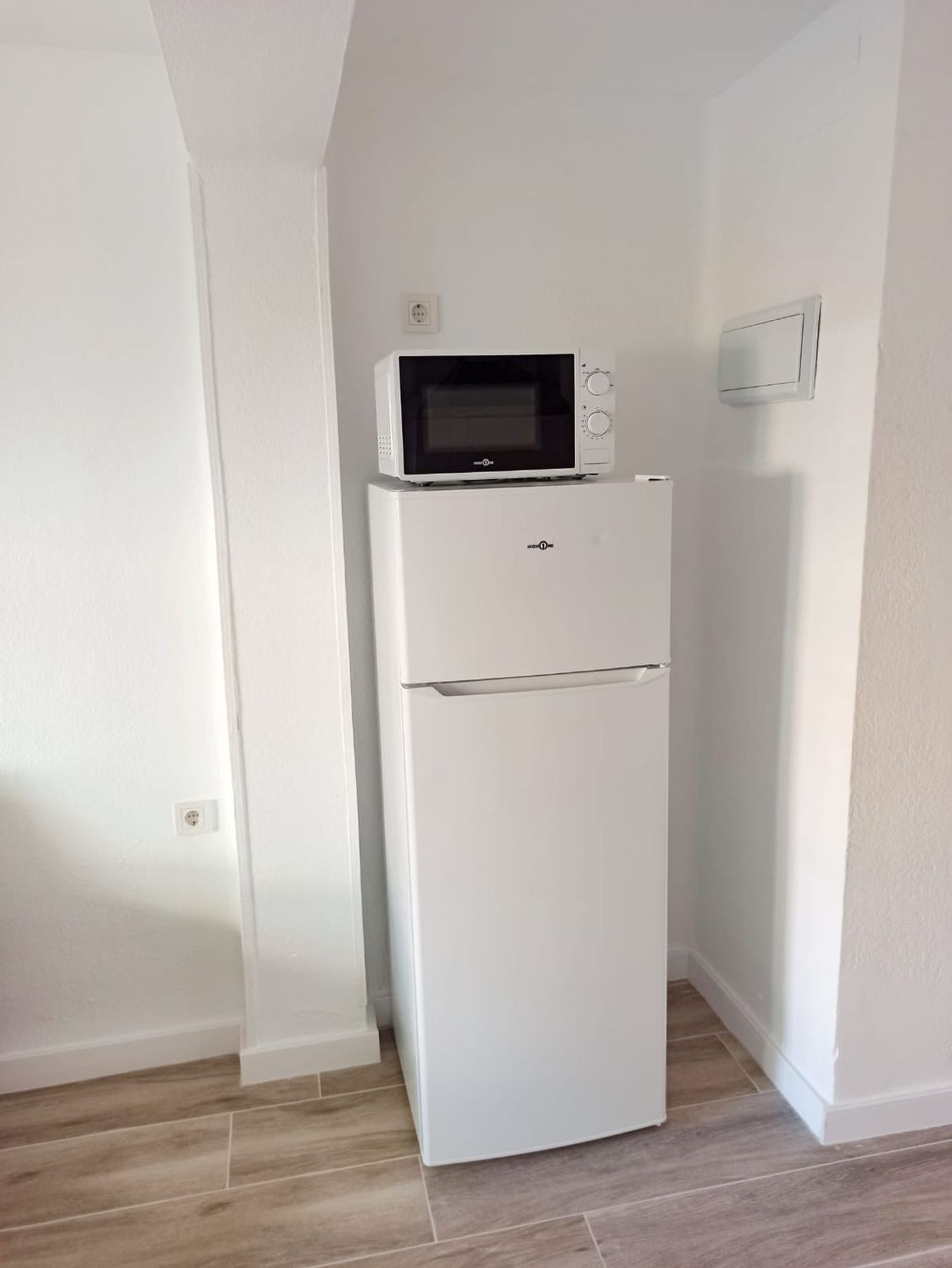 Estudio en Calle de les Alqueries de Bellver, 29 - Foto 5