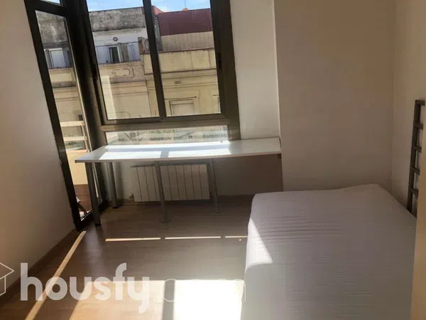 Piso en Calle d'Olzinelles, Sants - Foto 8