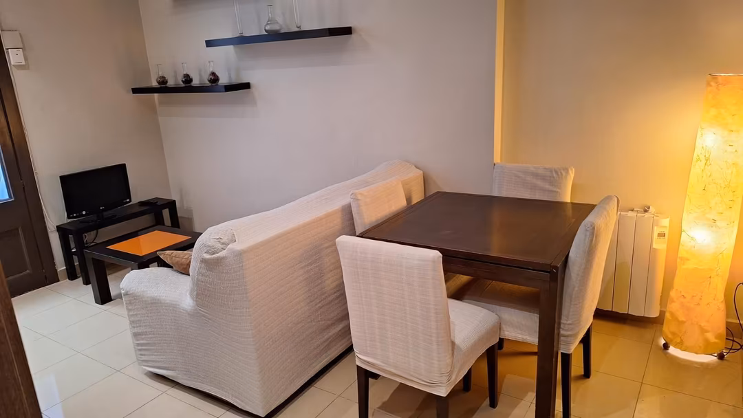 Piso en  Carrer de Sant Pere Mitjà 35 - Foto 2