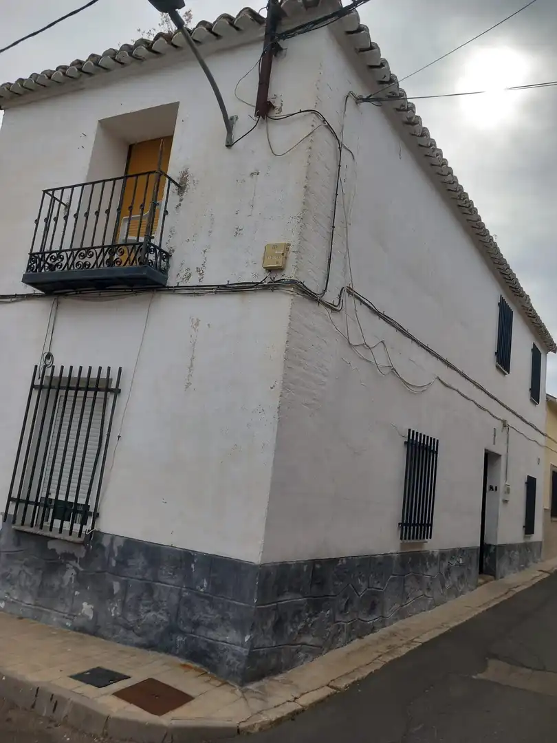 Casa adosada en  Calle Teniente Arribas 4 - Foto 4