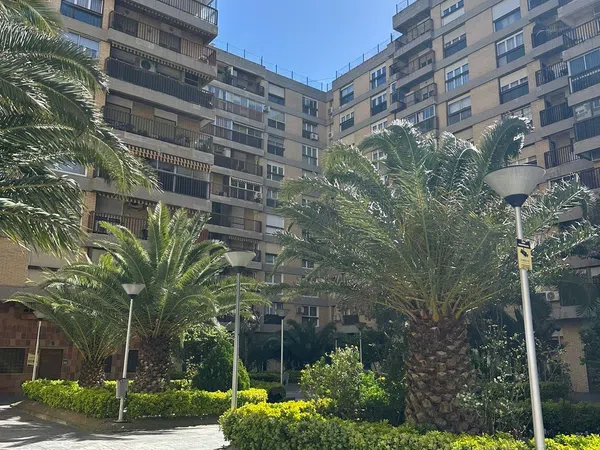 Piso en avenida de José Anselmo Clavé, 29 -35