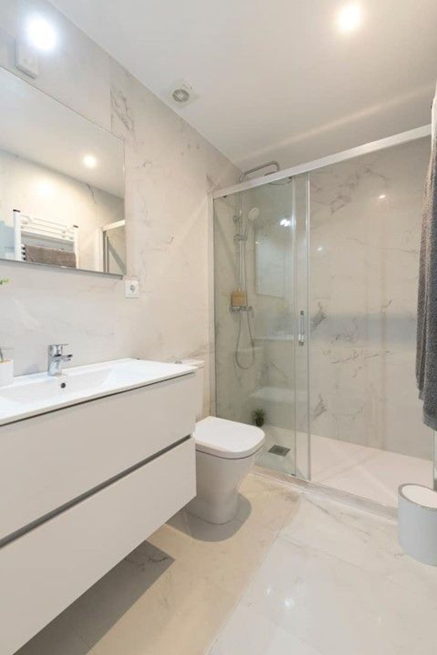 Estudio en calle de Puerto Serrano, 32 - Foto 4