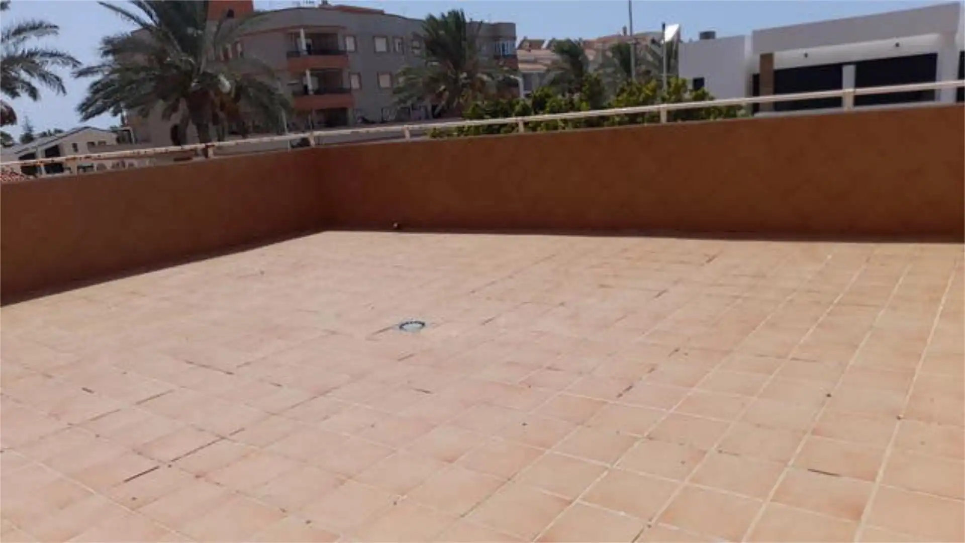 Apartamento en urbanización de Roquetas - Foto 6