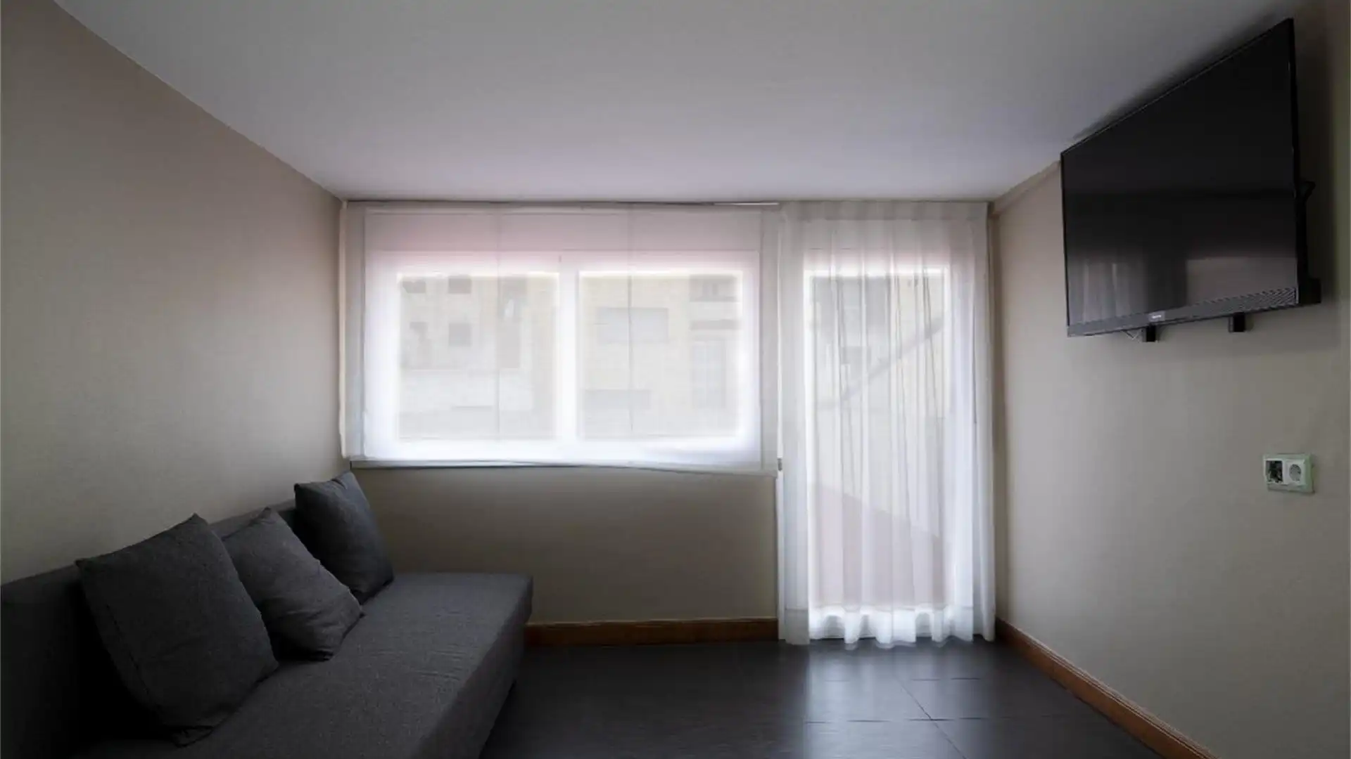 Piso en  Carrer Escolàpies - Foto 6