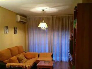 Piso en Ciudad Jardín - Foto 1