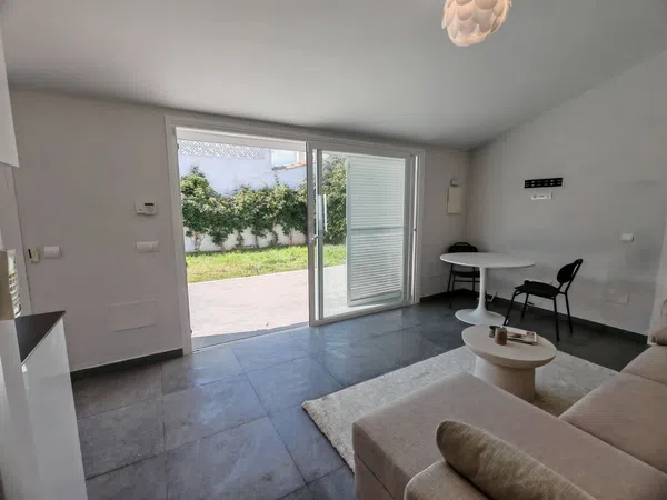 Casa independiente en Urb. puerto romano Barrio Las Lomas - Foto 11