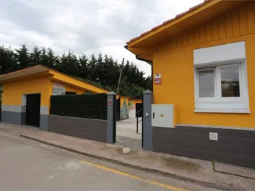 Chalet en Carreño - Foto 1