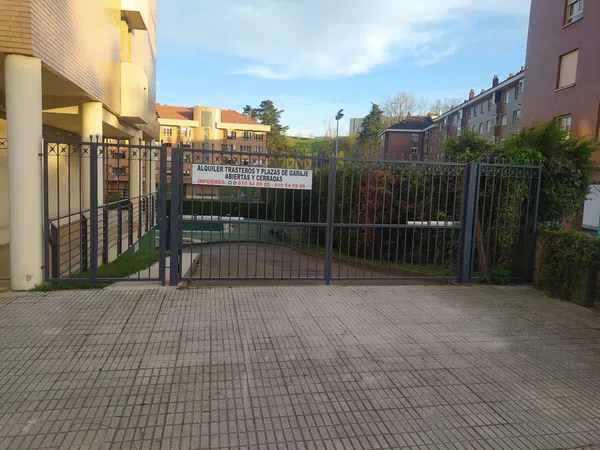 Garaje en Calle José Manuel Fuente El Tarangu, 2, HUCA-La Cadellada - Foto 1