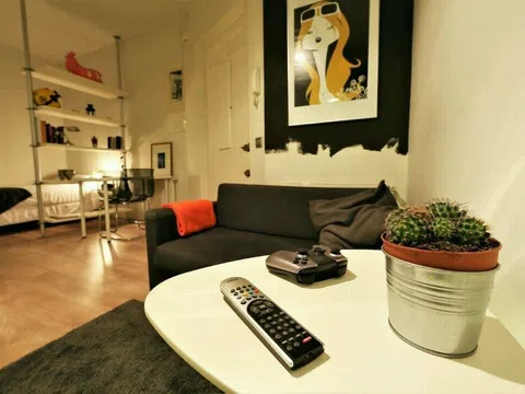Estudio en calle de Cartagena, 79