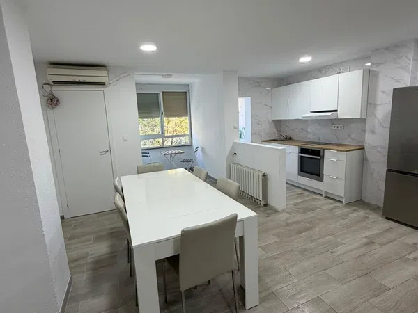 Piso en carretera de Málaga, 70