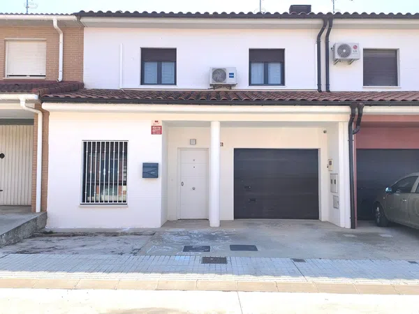 Chalet adosado en Calle Asturias, 6 - Foto 13